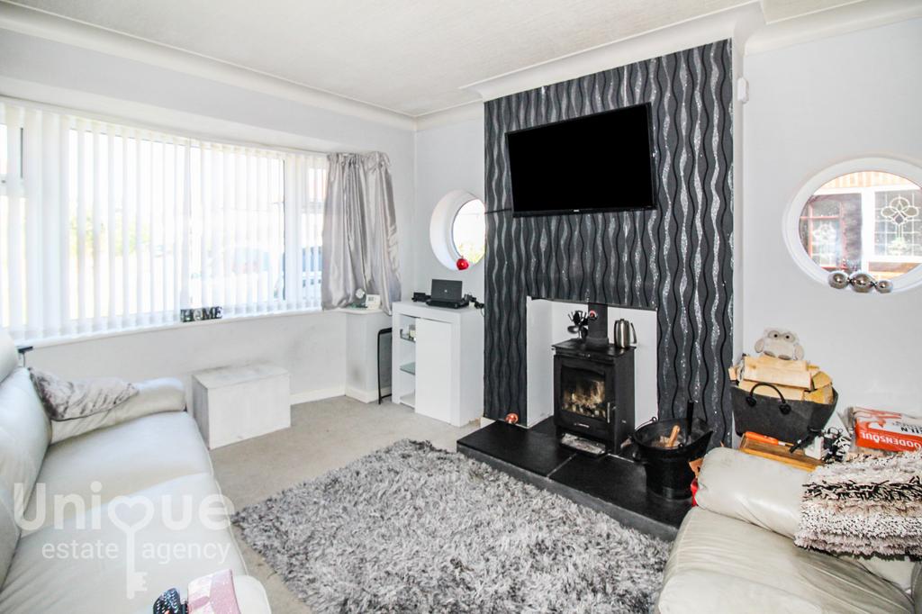 St. Leonards Road East, Lytham St. Annes, FY8 2 bed bungalow for sale
