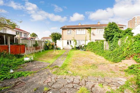 19 Brook Avenue, Dagenham, RM10 9TJ