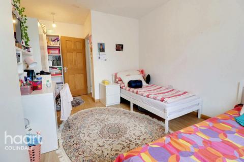 2 bedroom flat for sale, Montrose Court, The Hyde, NW9