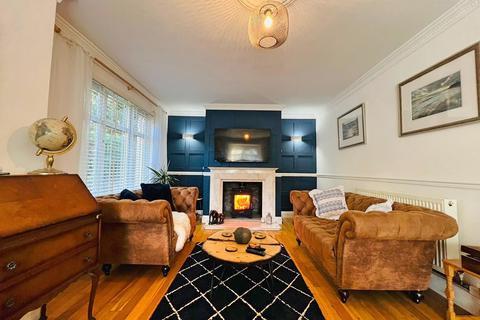 89 Graig Road, Gellinudd, Swansea, SA8 3DS
