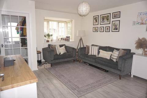 8 Mcdonough Close, Chessington, KT9 1ER