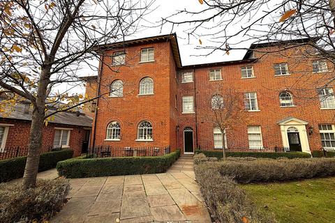 2 bedroom apartment to rent, St. Luke Court, Old St. Michaels Drive, CM7