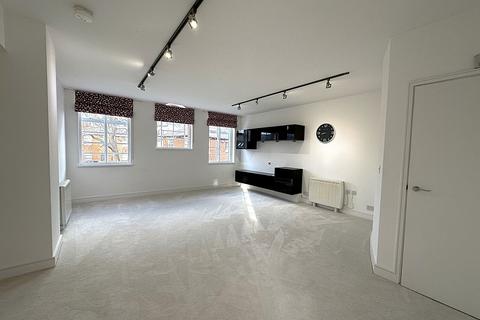 2 bedroom apartment to rent, St. Luke Court, Old St. Michaels Drive, CM7