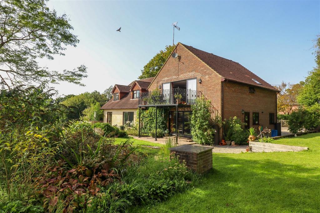 Woodside, Parkstone Road, Ropley, Alresford 7 bed detached house £