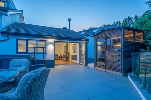 Newlands Leighton Drive, Slack Head, Milnthorpe, LA7 7BE