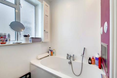 14 Denbigh Close, Ruislip, HA4 6JU