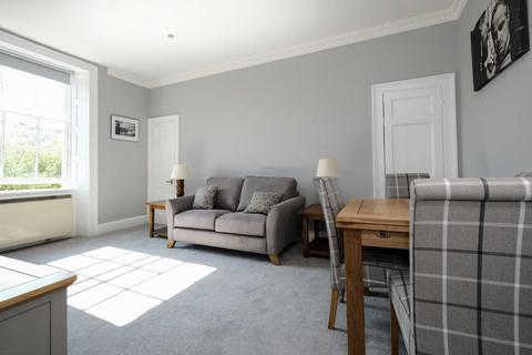 2 bedroom apartment to rent, Laura Place, Bath