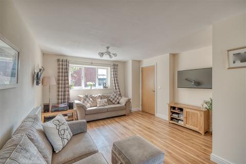 9 The Lane, Worcester, WR1 1AE