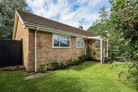 3 bedroom bungalow for sale, Birch Close, Liss, Hampshire, GU33