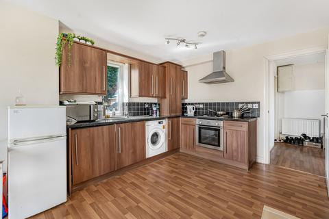 1 bedroom maisonette for sale, Victoria Street, Englefield Green, Surrey, TW20