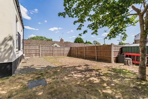 1 bedroom maisonette for sale, Victoria Street, Englefield Green, Surrey, TW20