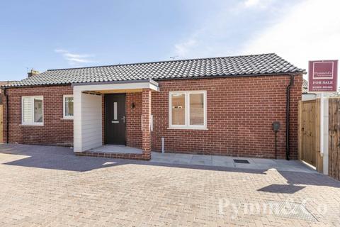 2 bedroom detached bungalow for sale, Starling Road, Norwich NR3