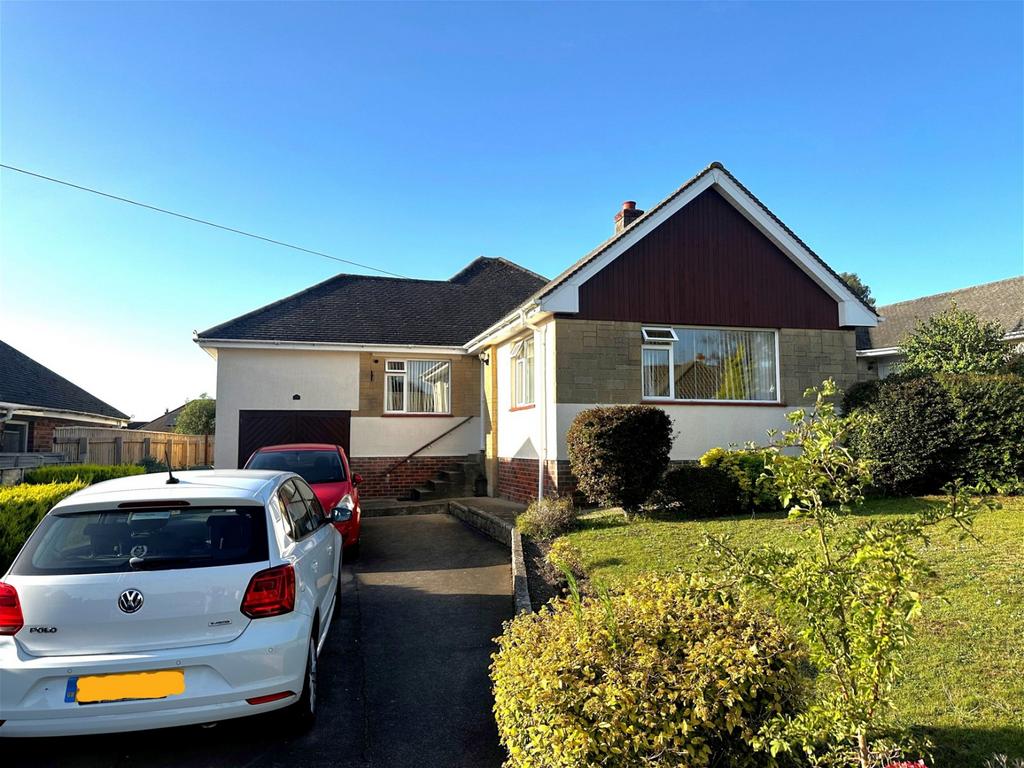 Ridgeway Road, Newton Abbot TQ12 3 bed detached bungalow for sale £