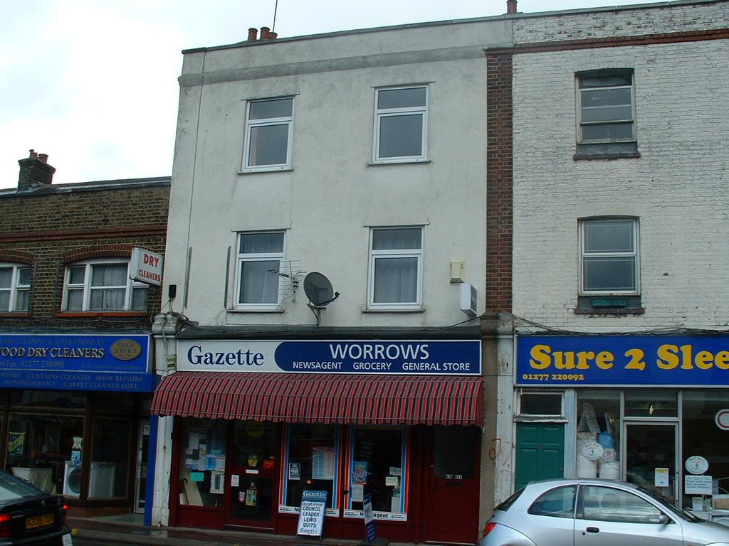 Ongar Road, Brentwood CM15 2 bed flat to rent £900 pcm (£208 pw)