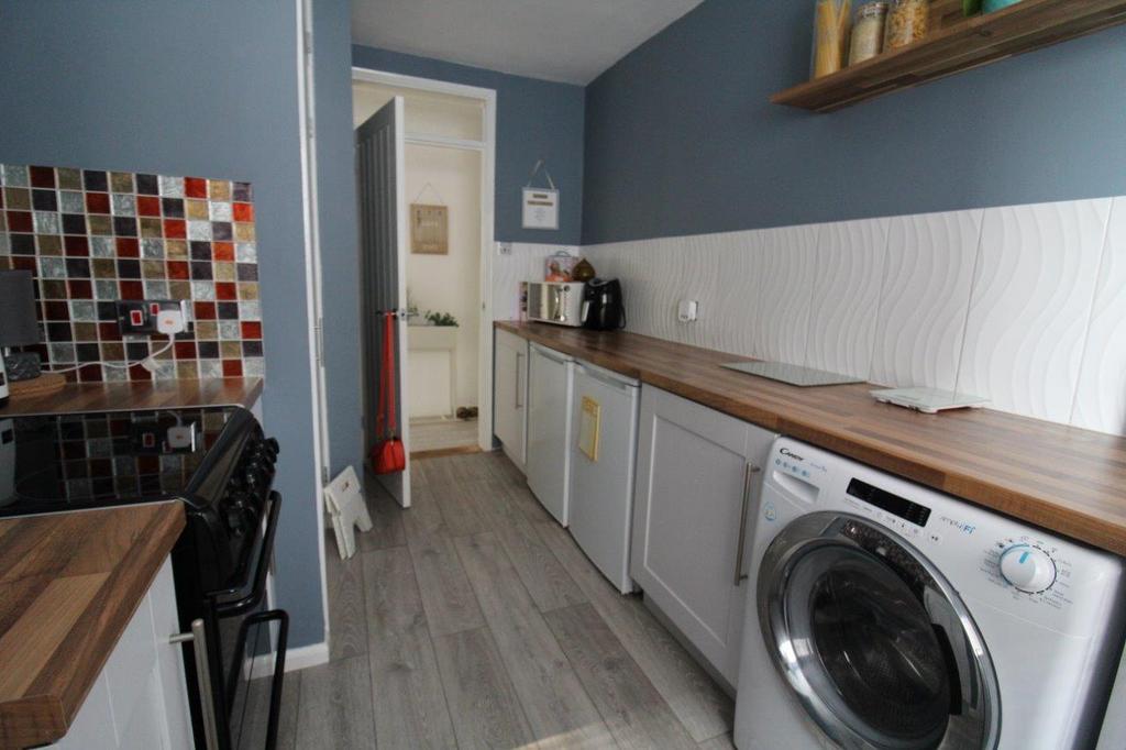Sheldrake Drive, Ipswich, IP2 2 bed apartment £875 pcm (£202 pw)