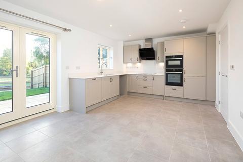 2 bedroom end of terrace house for sale, Cotterstock Road, Glapthorn, Northamptonshire, PE8