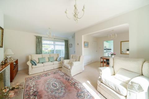 3 bedroom detached house for sale - Cherry Tree Drive, Cirencester, Gloucestershire, GL7