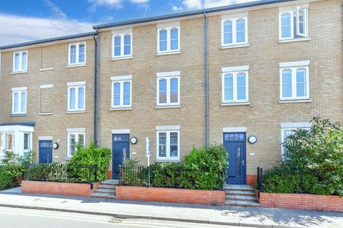 3 bedroom townhouse for sale, Golf Road, Deal, Kent