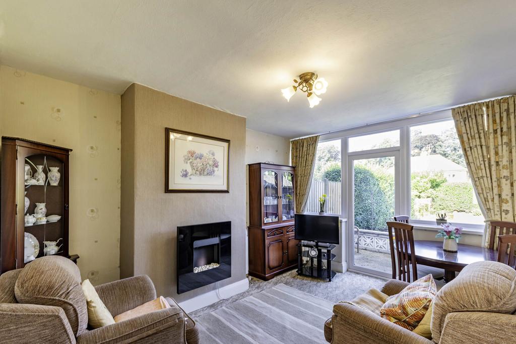 Jubilee Road, Retford 3 bed semidetached house £150,000