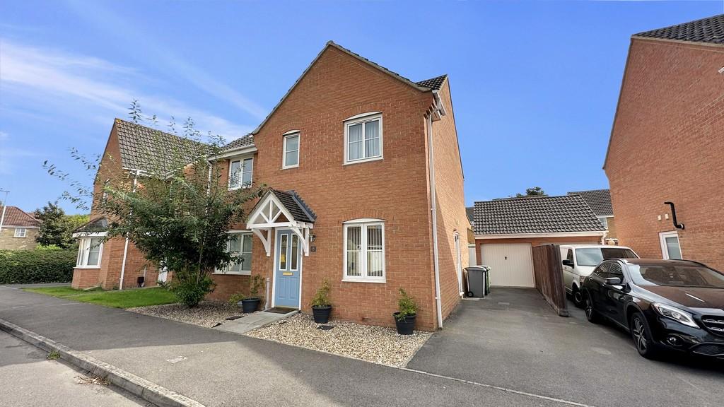 Dartmoor Road Westbury 4 Bed Detached House For Sale £325 000