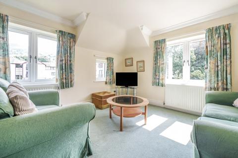 2 bedroom apartment for sale - 10 Oaklands, Millans Park, Ambleside, Cumbria, LA22 9AG