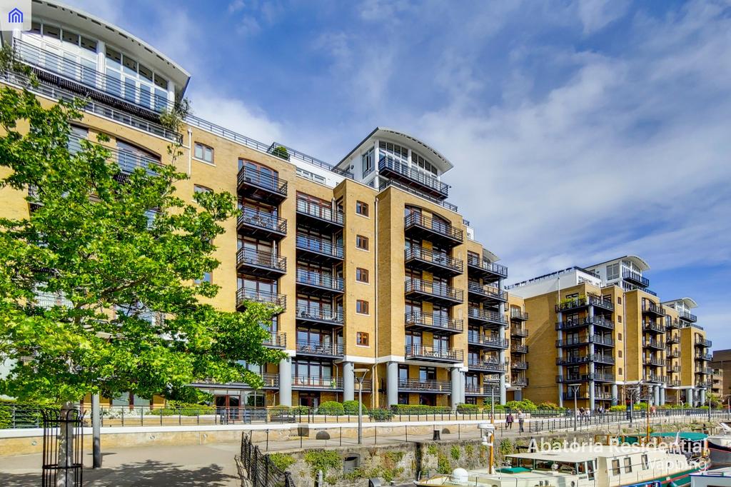Shearwater Court, Star Place, London, E1W 2 bed apartment for sale £