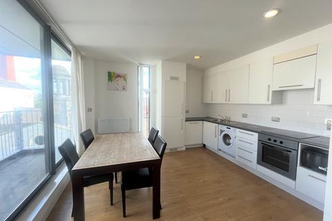 2 bedroom apartment to rent, Crown Street Buildings