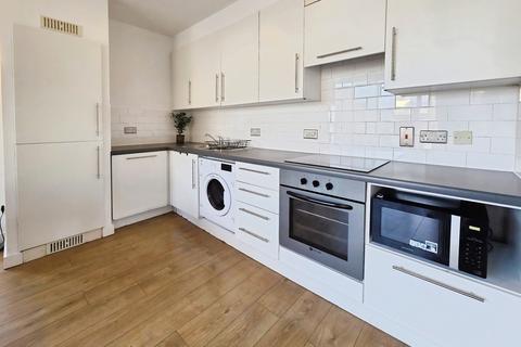 2 bedroom apartment to rent, Crown Street Buildings