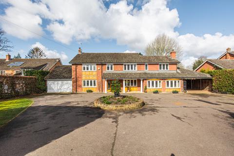 5 bedroom detached house for sale, Costessey