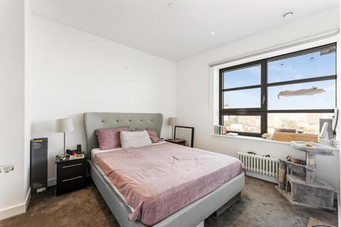 1 bedroom apartment for sale, Kent Building, London City Island, London, E14