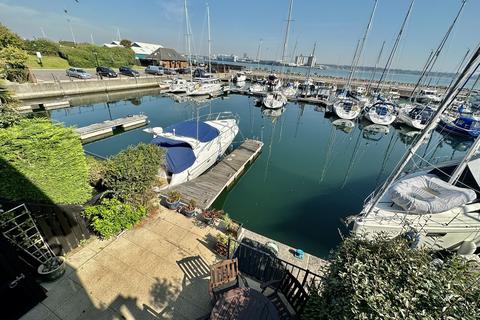 4 bedroom townhouse for sale, White Heather Court, Hythe Marina Village