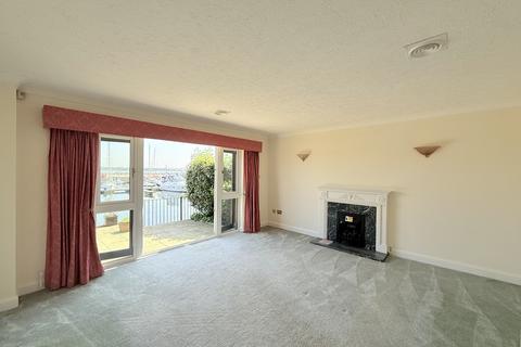 4 bedroom townhouse for sale, White Heather Court, Hythe Marina Village