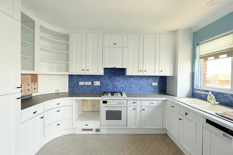 4 bedroom townhouse for sale, White Heather Court, Hythe Marina Village