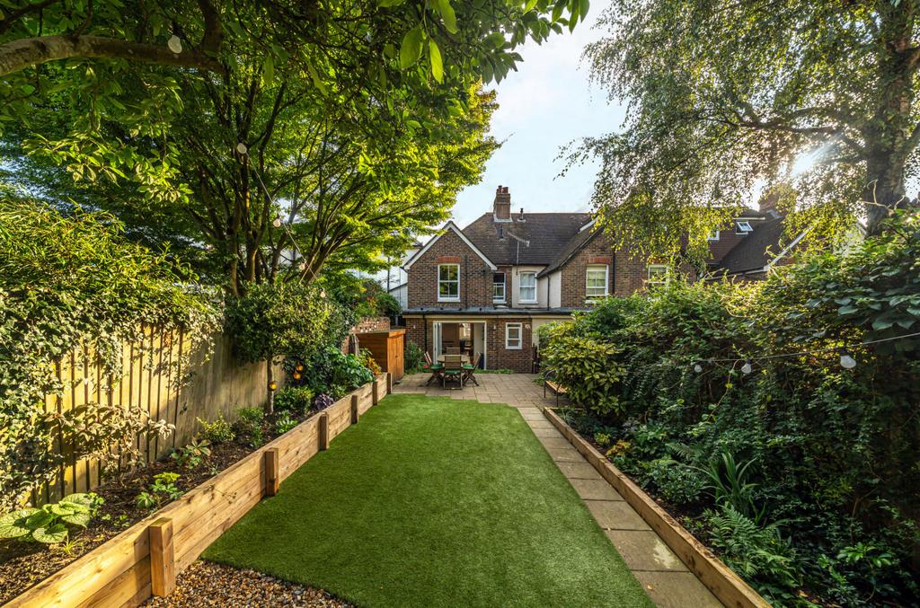 Lion Lane, Lion Lane, Haslemere... 3 bed terraced house for sale £495,000