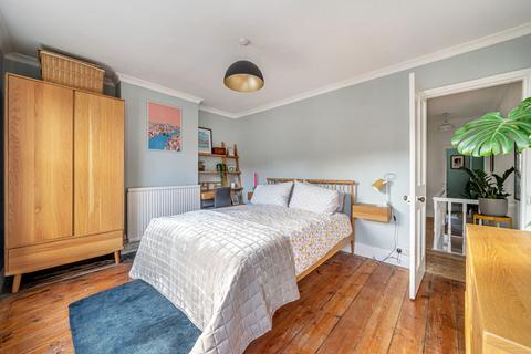 49 Lion Lane, Haslemere, GU27 1JF