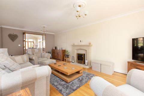 5 bedroom detached house for sale - Stourton Park, Trowbridge