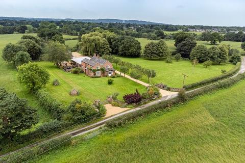 5 bedroom farm house for sale - Blossoms Lane, Woodford