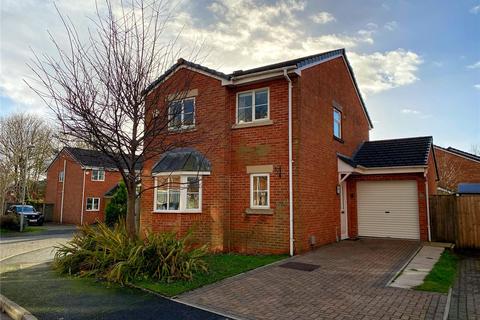 3 bedroom detached house for sale, Hayling Close, Bury, Greater Manchester, BL8