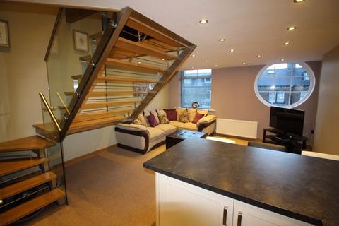2 bedroom terraced house for sale, Skircoat Green Road, Skircoat Green, Halifax