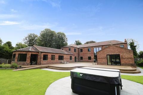Meadow Lodge Main Road, Camerton, Hull, HU12 9NQ