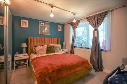 2 bedroom apartment for sale - Tudor Road, St. Albans, Hertfordshire, AL3