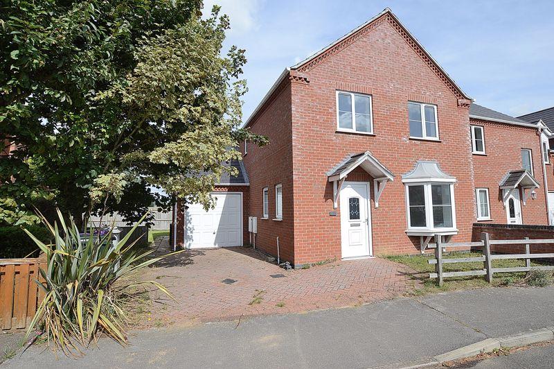 11 Farriers Way, Tattershall 3 bed semidetached house for sale £245,000