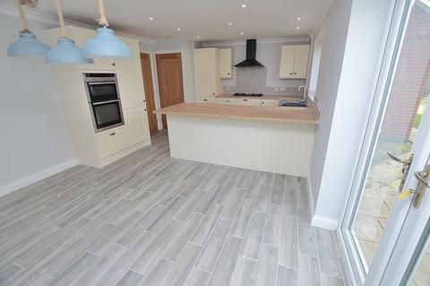 11 Farriers Way, Tattershall, Lincoln, LN4 4NG