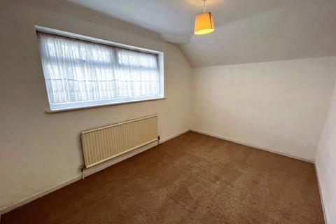 8 Allmyn Drive, Sutton Coldfield, B74 2DE