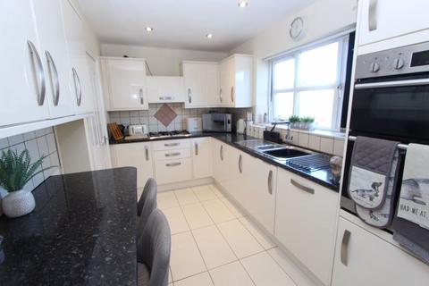 5 bedroom detached house for sale, Fron Road, Old Colwyn