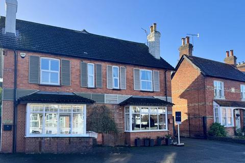 4 bedroom semi-detached house for sale, Cores End Road, Bourne End SL8
