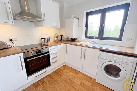 5 Barnwood Close, Guildford, GU2 8GG
