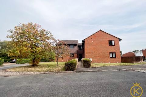 5 Barnwood Close, Guildford, GU2 8GG
