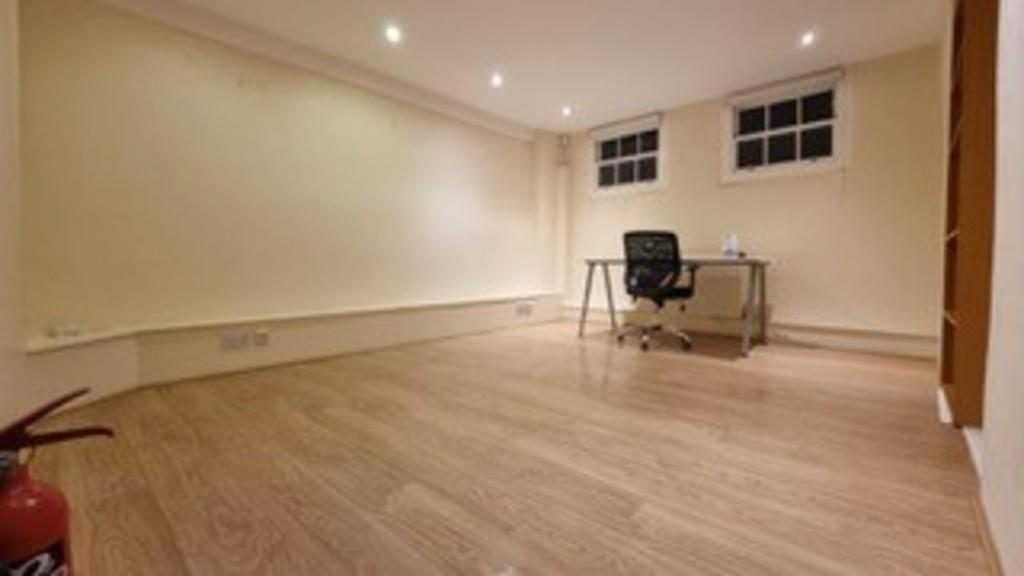 Quarry Street, Guildford Office £495 pcm (£114 pw)