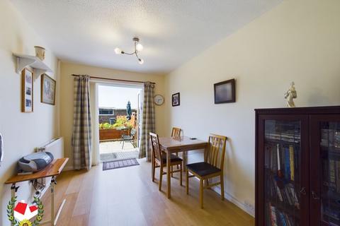 53 Campion Close, Gloucester, GL4 6YQ